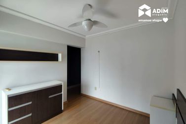 Apartamento para alugar - 110m&sup2; - Centro