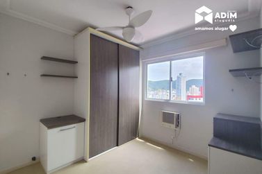 Apartamento para alugar - 110m&sup2; - Centro