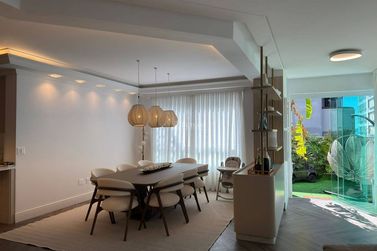 Apartamento &agrave; venda - 380m&sup2; - Centro