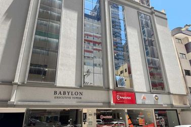 Sala Comercial &agrave; venda - 60m&sup2; - Meia Praia