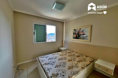 Apartamento para alugar - 111m&sup2; - Centro
