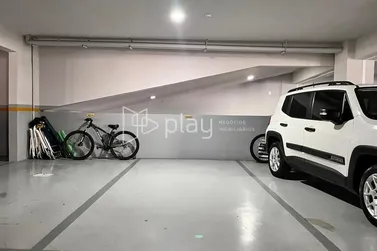 Apartamento &agrave; venda - 70m&sup2; - Meia Praia