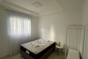 Apartamento &agrave; venda - Meia Praia