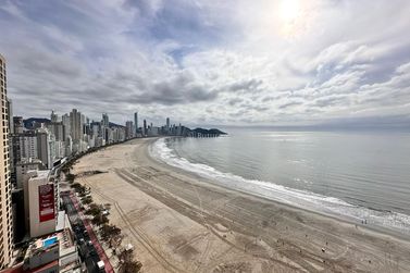 Apartamento &agrave; venda - 120m&sup2; - Centro