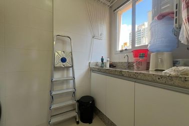 Apartamento &agrave; venda - 171m&sup2; - Meia Praia
