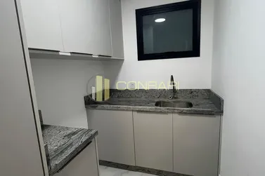 Apartamento para alugar - 187m&sup2; - meia praia