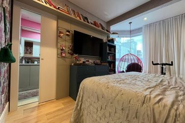 Apartamento &agrave; venda - 145m&sup2; - Meia Praia