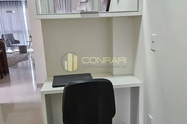 Apartamento &agrave; venda - 78m&sup2; - Meia Praia
