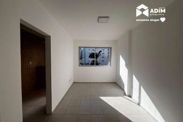 Apartamento para alugar - 53m&sup2; - Centro