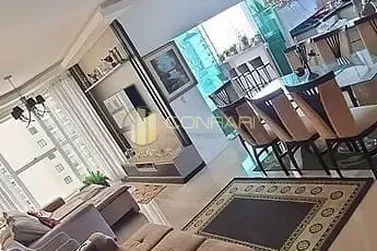Apartamento &agrave; venda - 150m&sup2; - Meia Praia