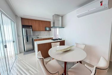 Apartamento &agrave; venda - Meia Praia