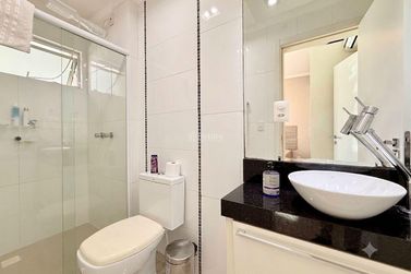 Apartamento &agrave; venda - 150m&sup2; - Meia Praia