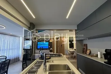 Apartamento &agrave; venda - 163m&sup2; - Meia Praia