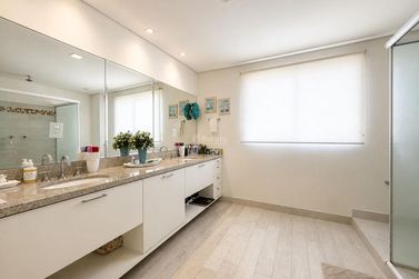 Apartamento &agrave; venda - 260m&sup2; - Centro