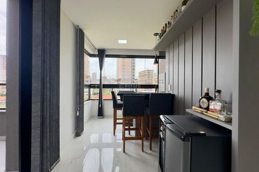 Apartamento &agrave; venda - 136m&sup2; - 