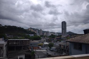Apartamento para alugar - 65m&sup2; - Municipios