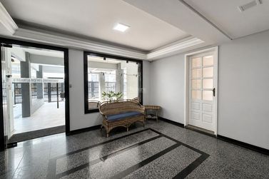 Apartamento &agrave; venda - 45m&sup2; - Centro