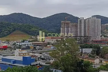 Apartamento &agrave; venda - 135m&sup2; - Centro