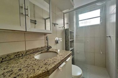 Apartamento para alugar - 60m&sup2; - Centro