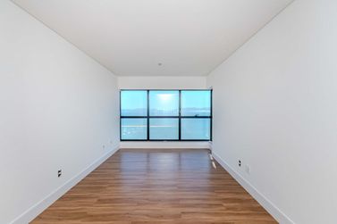 Apartamento &agrave; venda - 180m&sup2; - Centro