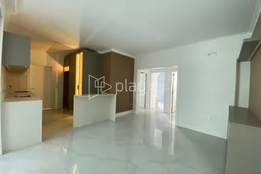 Apartamento &agrave; venda - 163m&sup2; - Meia Praia