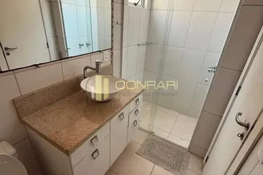 Apartamento &agrave; venda - 154m&sup2; - Meia Praia