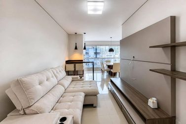 Apartamento &agrave; venda - Meia Praia