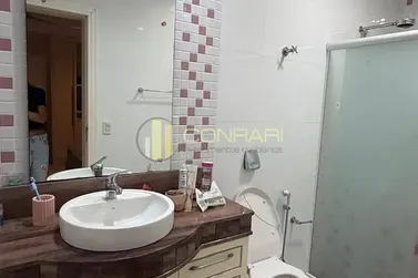 Casa para alugar - 300m&sup2; - Meia Praia