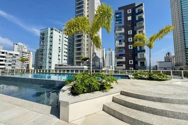 Apartamento &agrave; venda - 125m&sup2; - Centro