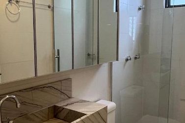 Apartamento para alugar - 121m&sup2; - Meia Praia