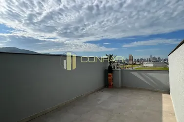Sobrado &agrave; venda - 79m&sup2; - Sert&atilde;o do Trombudo