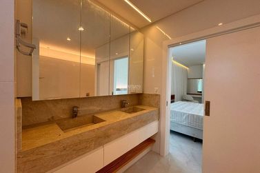 Apartamento &agrave; venda - Meia Praia