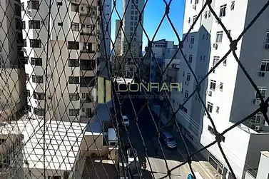 Apartamento para alugar - 163m&sup2; - meia praia
