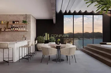 Apartamento &agrave; venda - 190m&sup2; - Meia Praia