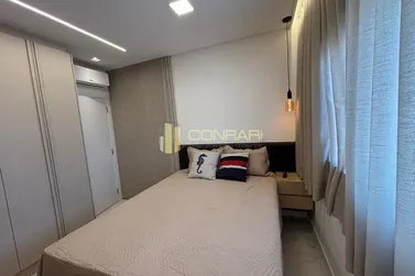 Apartamento &agrave; venda - 112m&sup2; - Meia Praia
