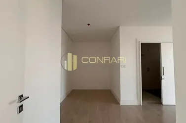 Apartamento &agrave; venda - 206m&sup2; - meia praia