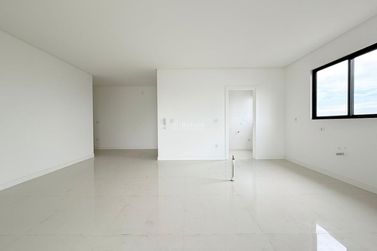 Apartamento &agrave; venda - 200m&sup2; - Meia Praia