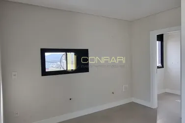Apartamento &agrave; venda - 127m&sup2; - Meia Praia