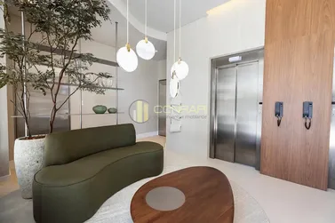 Apartamento &agrave; venda - 135m&sup2; - Meia Praia