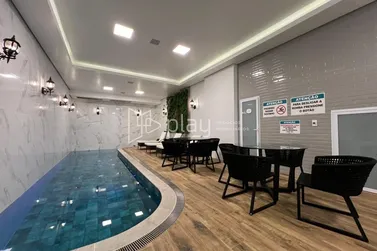 Apartamento &agrave; venda - 233m&sup2; - Meia Praia