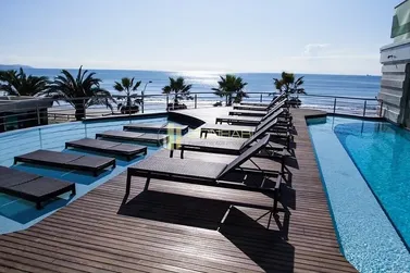 Apartamento &agrave; venda - 270m&sup2; - Meia Praia