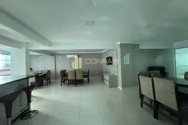 Apartamento &agrave; venda - 123m&sup2; - meia praia