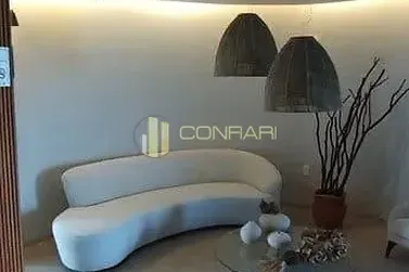 Apartamento &agrave; venda - 128m&sup2; - Meia Praia