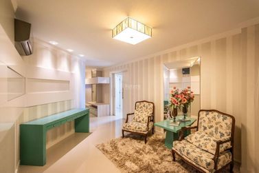Apartamento &agrave; venda - 202m&sup2; - Meia Praia