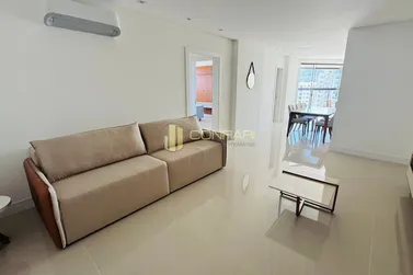 Apartamento &agrave; venda - 139m&sup2; - Meia Praia