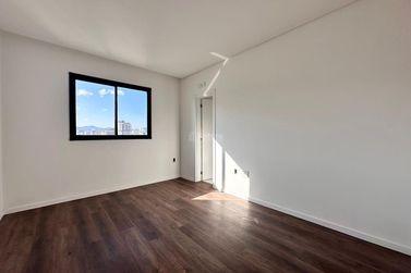 Apartamento &agrave; venda - 138m&sup2; - Meia Praia