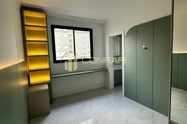 Apartamento &agrave; venda - 163m&sup2; - meia praia