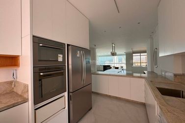 Apartamento &agrave; venda - Meia Praia
