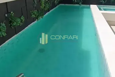 Apartamento &agrave; venda - 129m&sup2; - Meia Praia