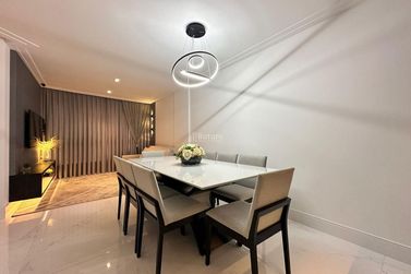 Apartamento &agrave; venda - 129m&sup2; - Meia Praia